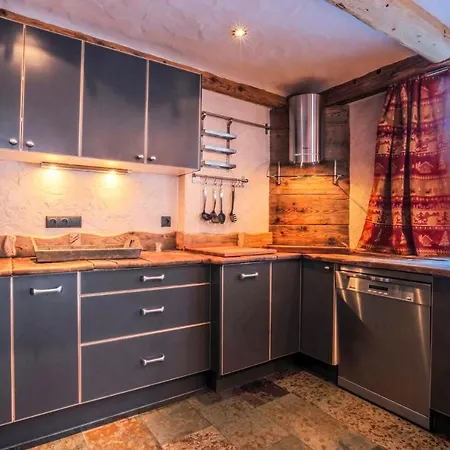 Bosset Style Chalet Bien Equipe Avec Cheminee * Val-d'Isere