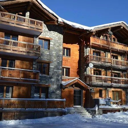 Apartment Bosset Style Chalet Bien Equipe Avec Cheminee